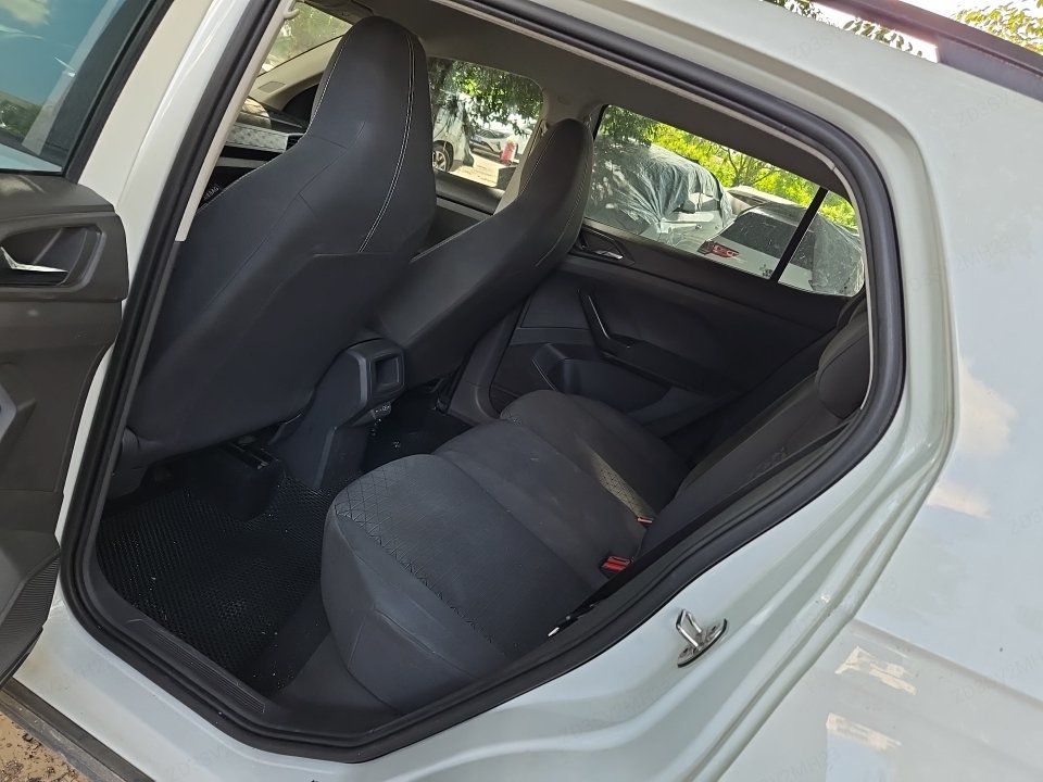 Miniatura 10