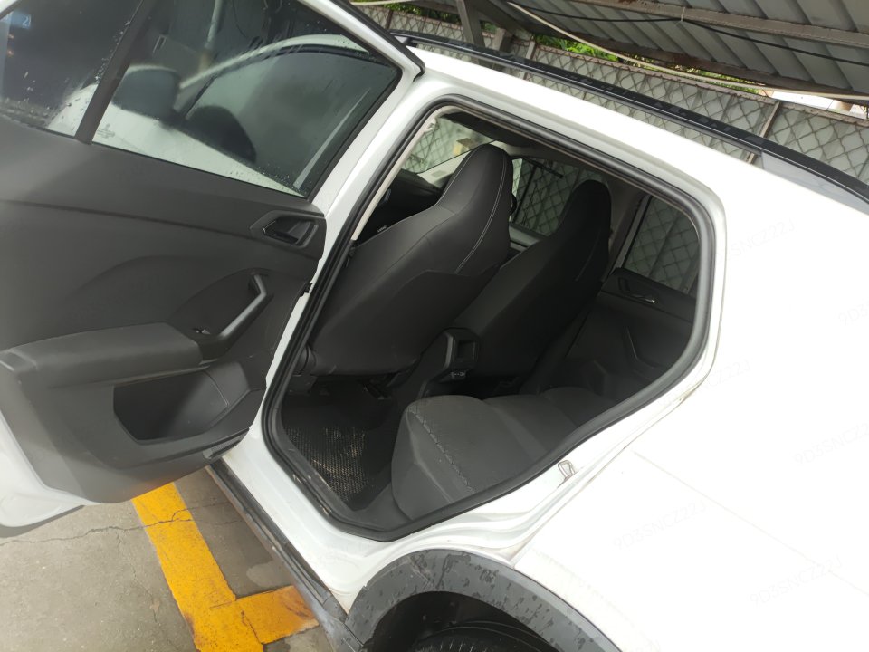 Miniatura 10